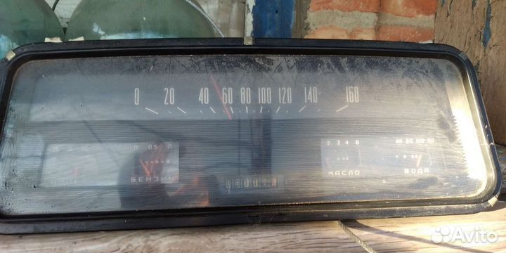 Приборная панель москвич