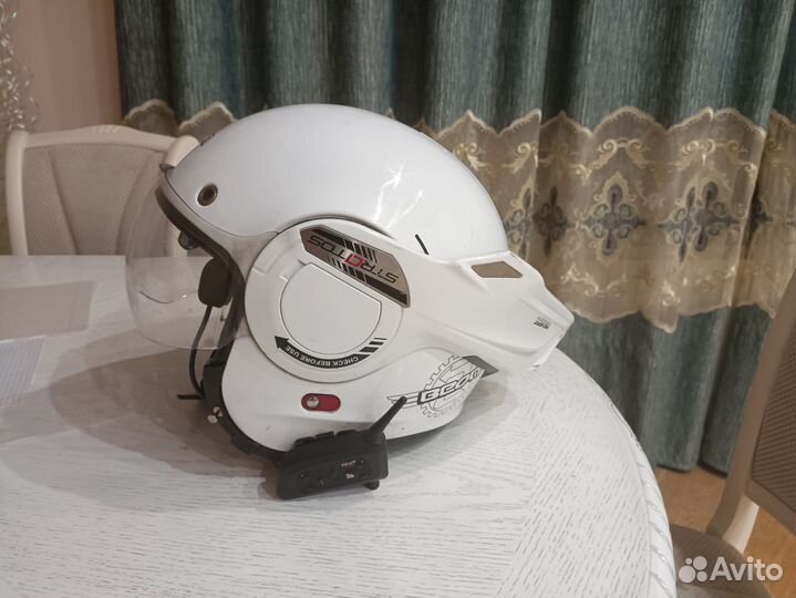 Шлем beon b707