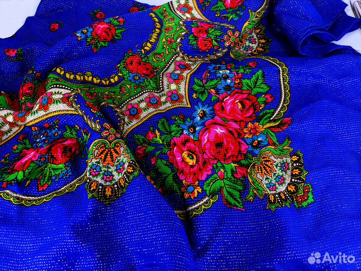 Шаль. Тонкая шерсть. Производство Япония. Новая