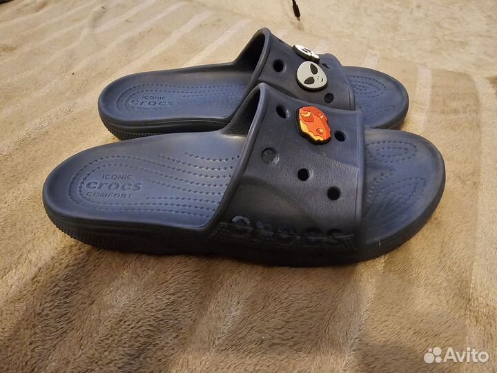 Crocs 39