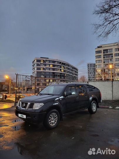 Nissan Navara 2.5 AT, 2007, 254 336 км