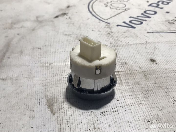 Кнопка запуска двигателя Land Rover Freelander (L3