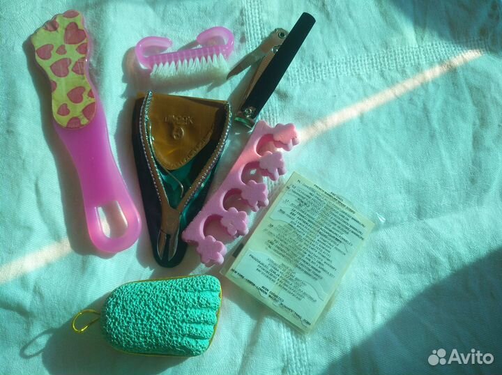 Пробники парфюмерии, лаки для ногтей, дамские шт