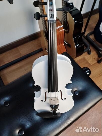 Новая скрипка antonio lavazza VL-20 WH 1/4 Белая*