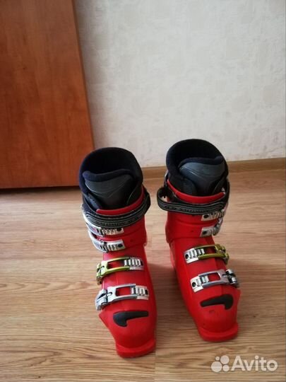 Горнолыжные ботинки salomon
