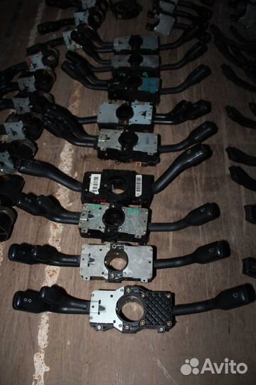 Подрулевой переключатель Audi 80 90 100 A6C4 A4B5