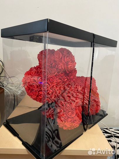 Собака из роз