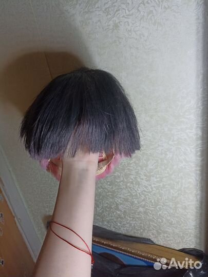 Парик чëрно-розовый