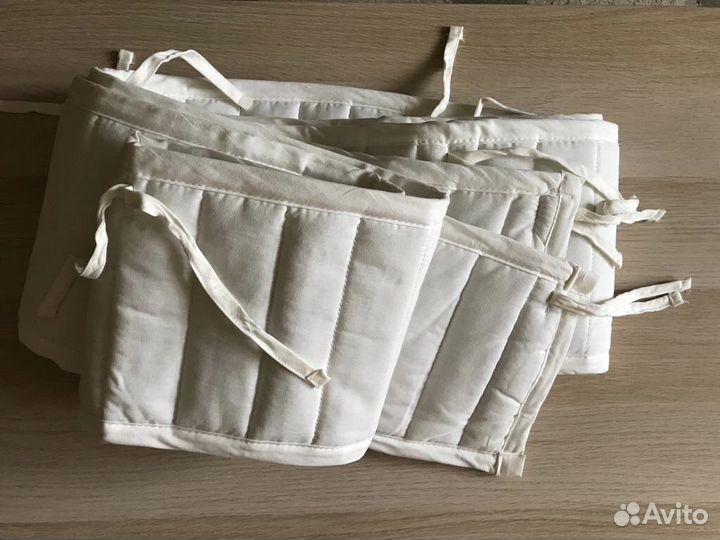 Бортики в кроватку как новые