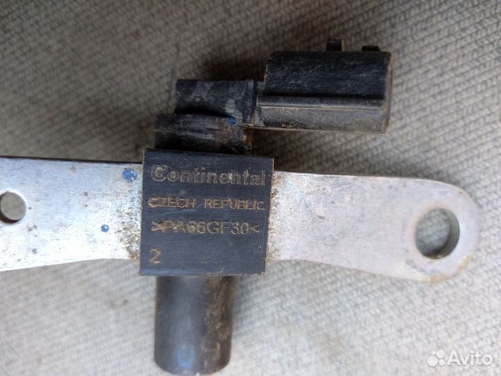 Датчик положения коленвала для Renault Logan