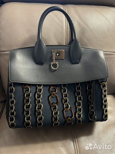 Salvatore ferragamo сумка б/у