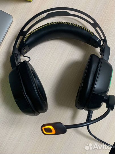 Игровые наушники