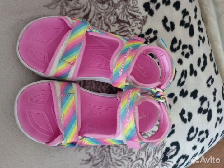 Сандалии для девочки