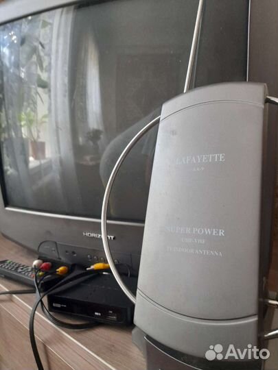 Телевизор бу Горизонт модель21А20