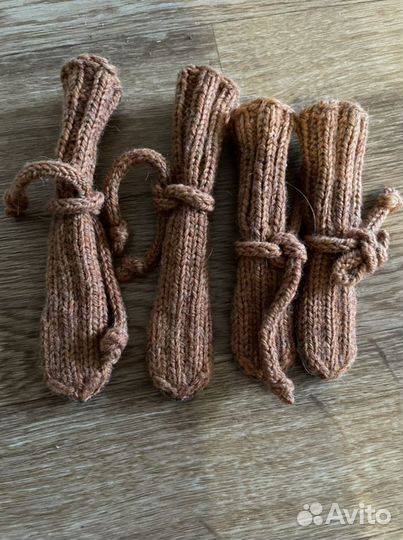 Вязаные носочки для йорка или шпица