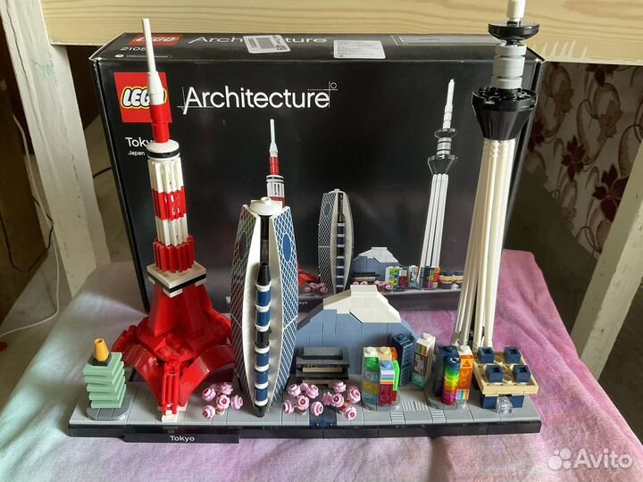 Lego architecture Tokyo