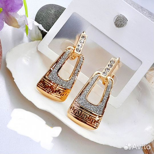 Серьги в ассортименте