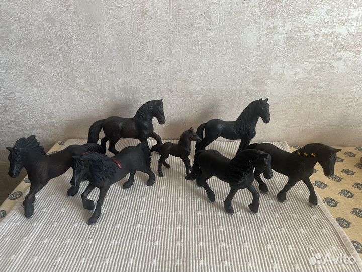Schleich Фризские лошади