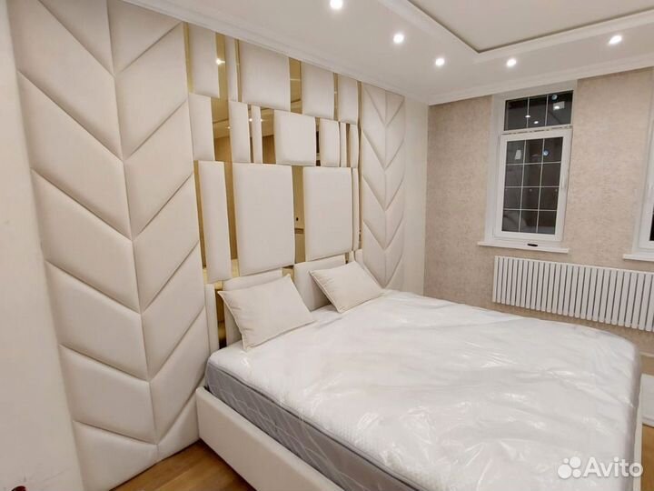 Мягкие стеновые панели с профилем и кровать