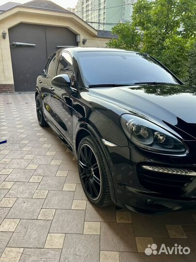 Porsche Cayenne GTS 4.8 AT, 2013, 179 000 км