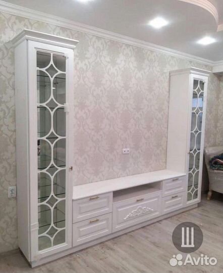 Стенка в гостинную