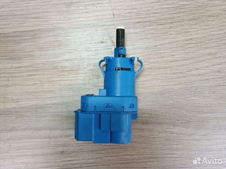 Датчик включения стоп сигнала Mazda 3 bk