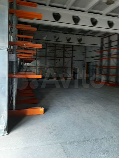 Склад, 2400 м²