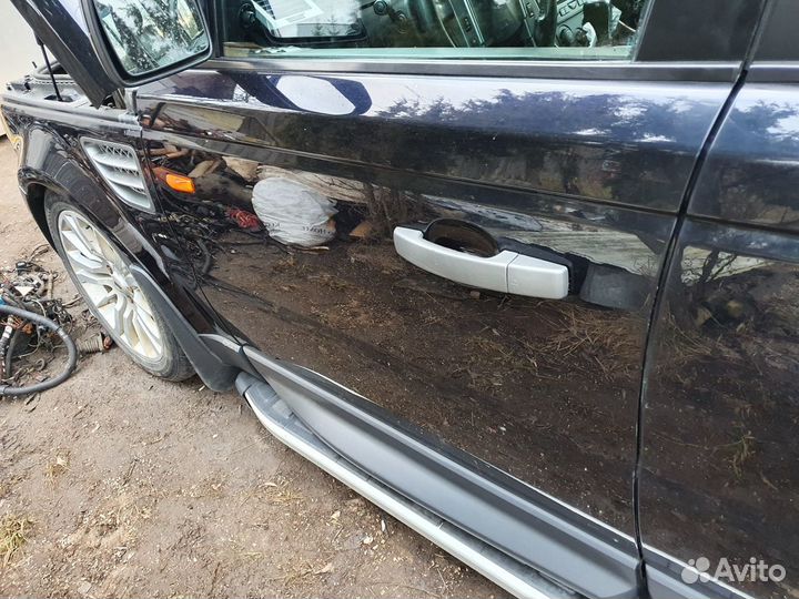 Дверь передняя левая Range Rover Sport L320 синяя
