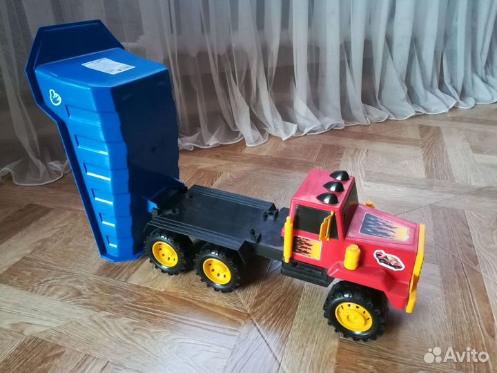 Большой грузовик игрушка