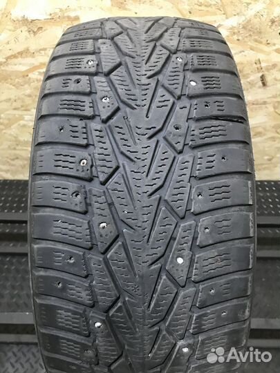 Nokian Tyres Hakkapeliitta 7 215/45 R17 91T