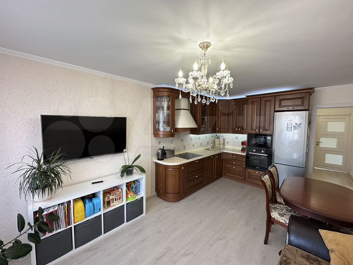 2-к. квартира, 66,6 м², 9/14 эт.