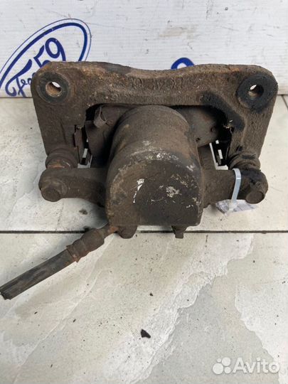 Суппорт задний правый Hyundai Santa Fe CM 2.2