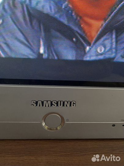 Телевизор samsung