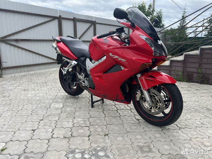 Honda VFR 800