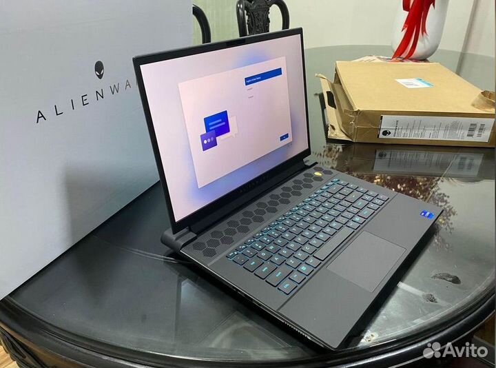 Alienware M16 i7 13700HX RTX 4070 2.5K