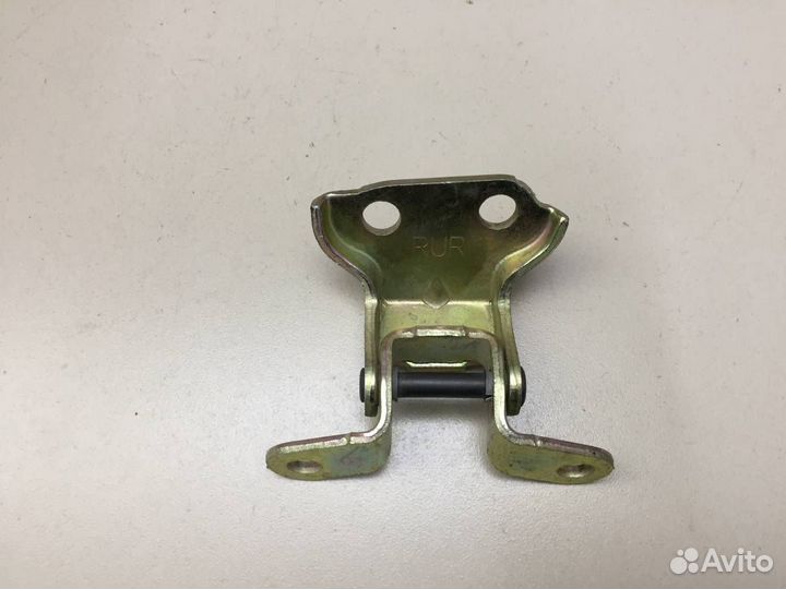 Петля двери задней правой верхняя Chevrolet Aveo T
