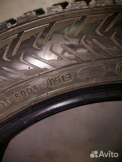 Nokian Tyres Hakkapeliitta 8 215/55 R17 98T