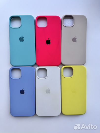 Чехлы на телефон iPhone 13
