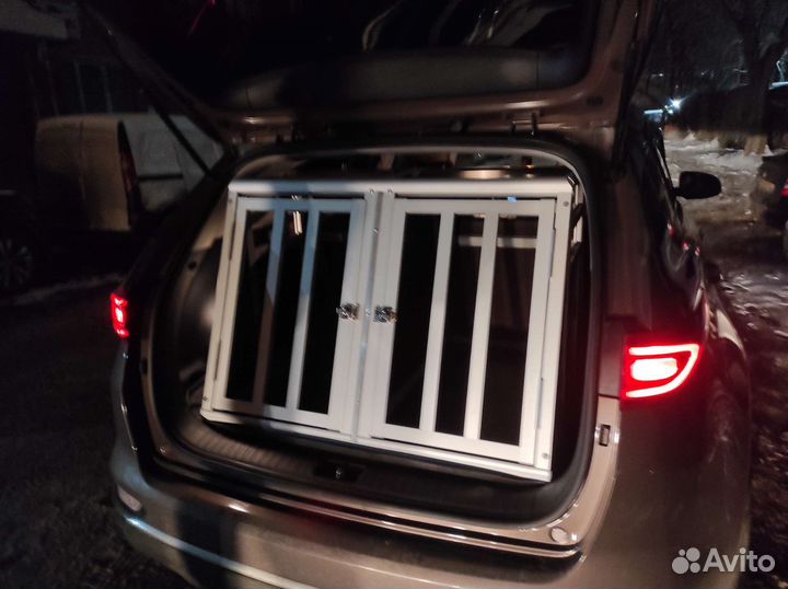 Клетки для перевозки собак в машине, транспорте