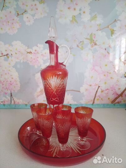 Блюдо кувшин рюмки