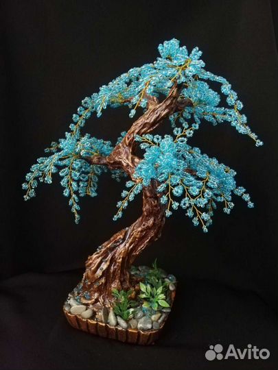Бонсай из бисера голубого цвета ручной работы