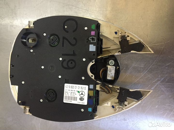 Плафон салона mercedes cls w219