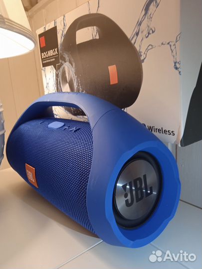Колонка jbl boombox
