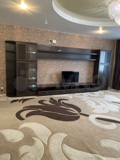 Коттедж 280 м² на участке 3 сот.