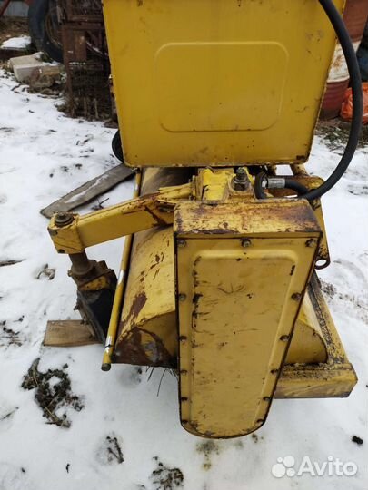 Щетка коммунальная