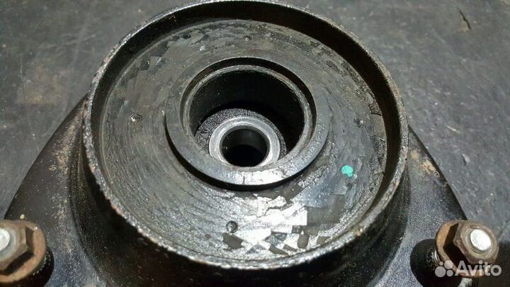 Опора амортизаторов передняя Subaru Forester SG5