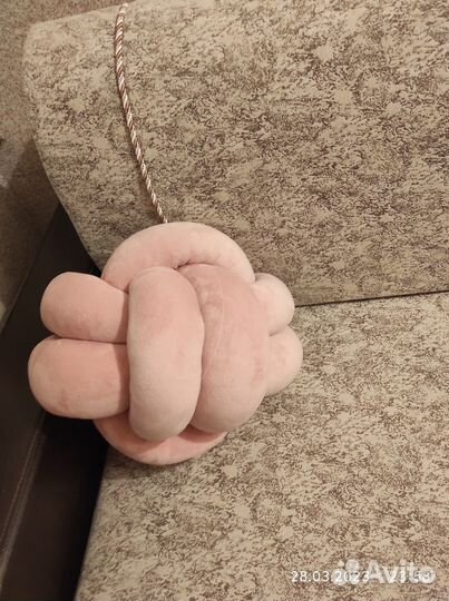 Подушка декоративная узел