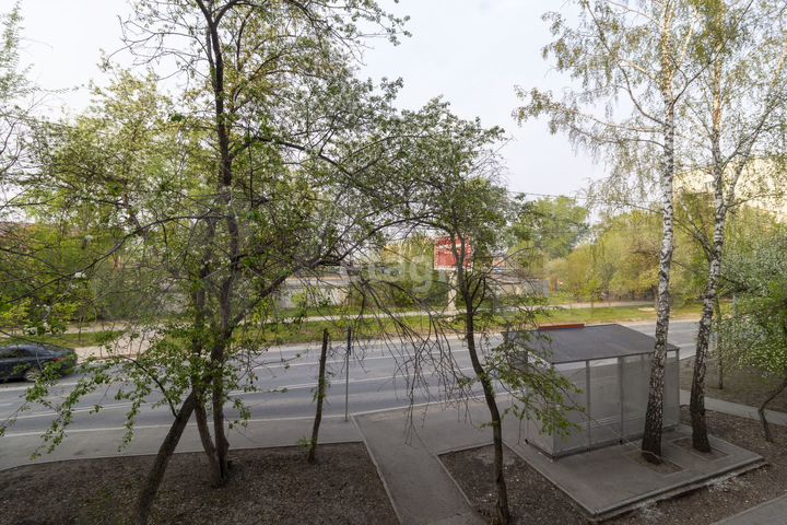 2-к. квартира, 46 м², 2/5 эт.