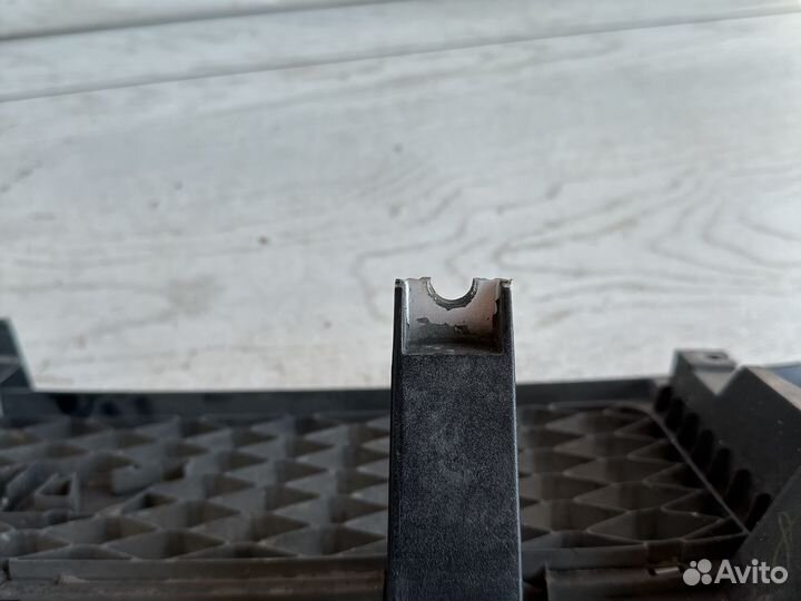 Toyota FJ Cruiser Решетка радиатора