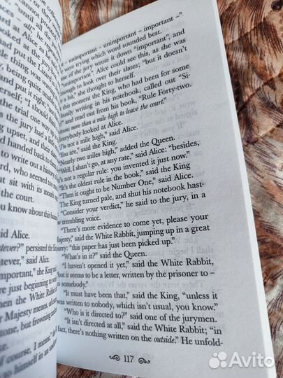 Алиса в стране чудес на английском языке